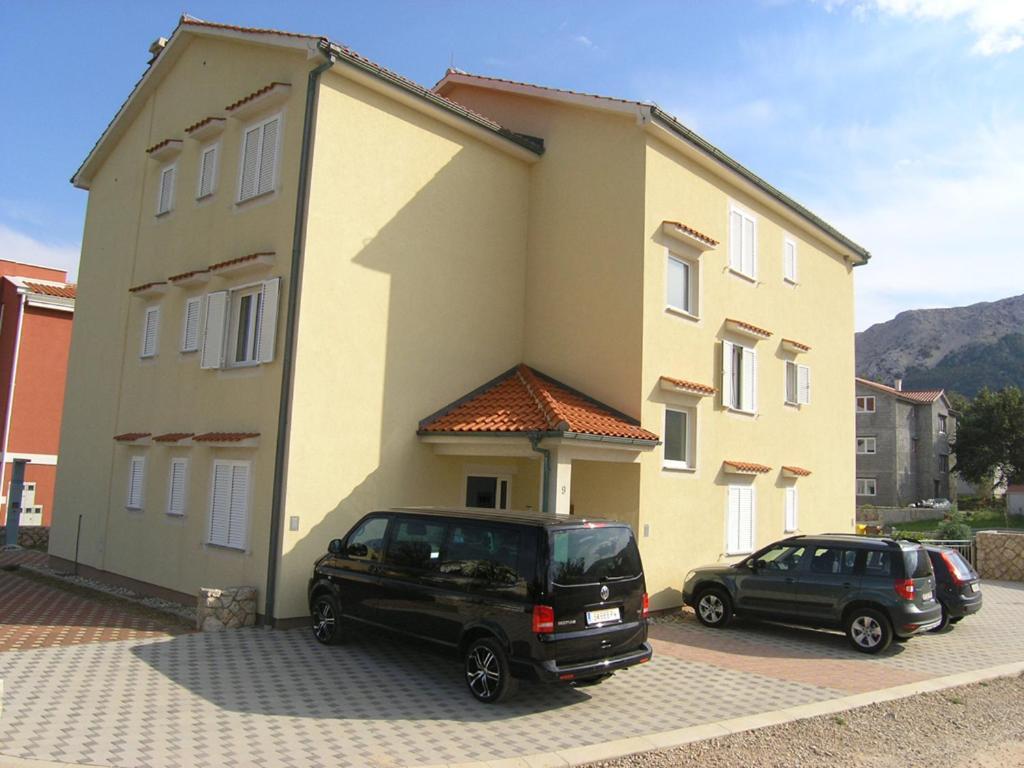 Apartments Biljana For Relaxing Holidays In Baska Dış mekan fotoğraf
