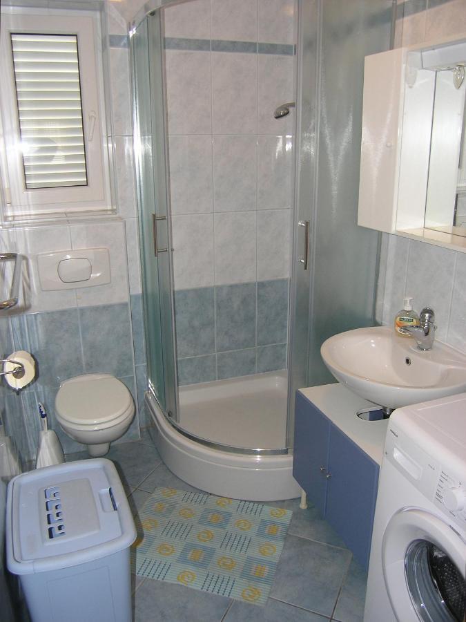 Apartments Biljana For Relaxing Holidays In Baska Dış mekan fotoğraf